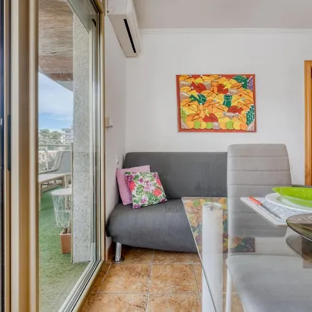 Bambu Tropical Chill Out Pool Wifi Salou